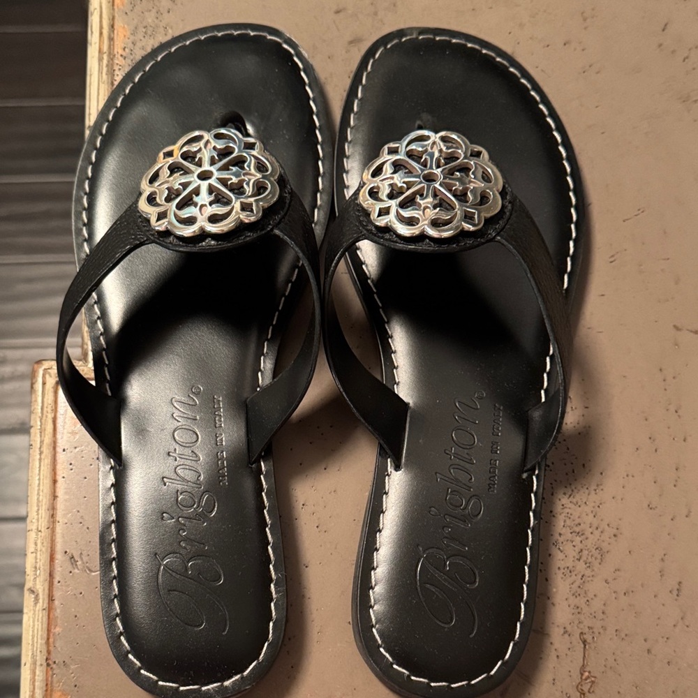 Brighton Alice Black Leather Sandals size 9.5 with beautiful silver detail.